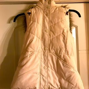 Banana Rep. Ivory Puffer Hooded Vest w/ Faux Trim
